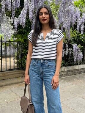 GAP Nautical Navy & White Striped V-Neck Pocket Tee